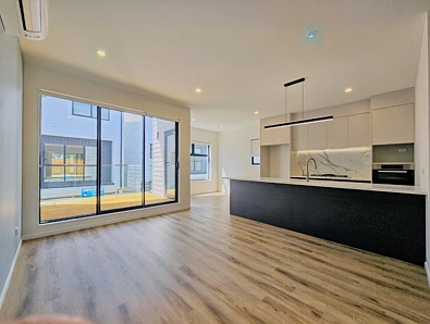 nice House in desired Macleans Zone