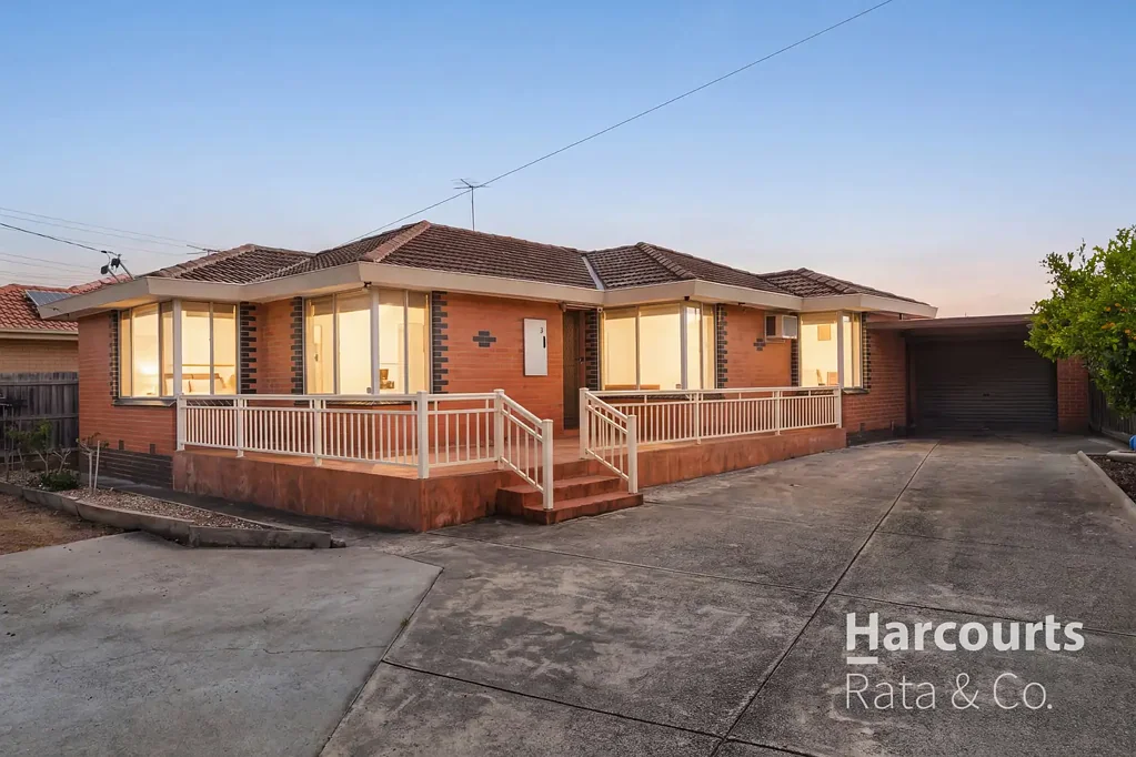 Thomastown 3Phòng ngủ Beautifully Presented Home in the Heart of Thomastown