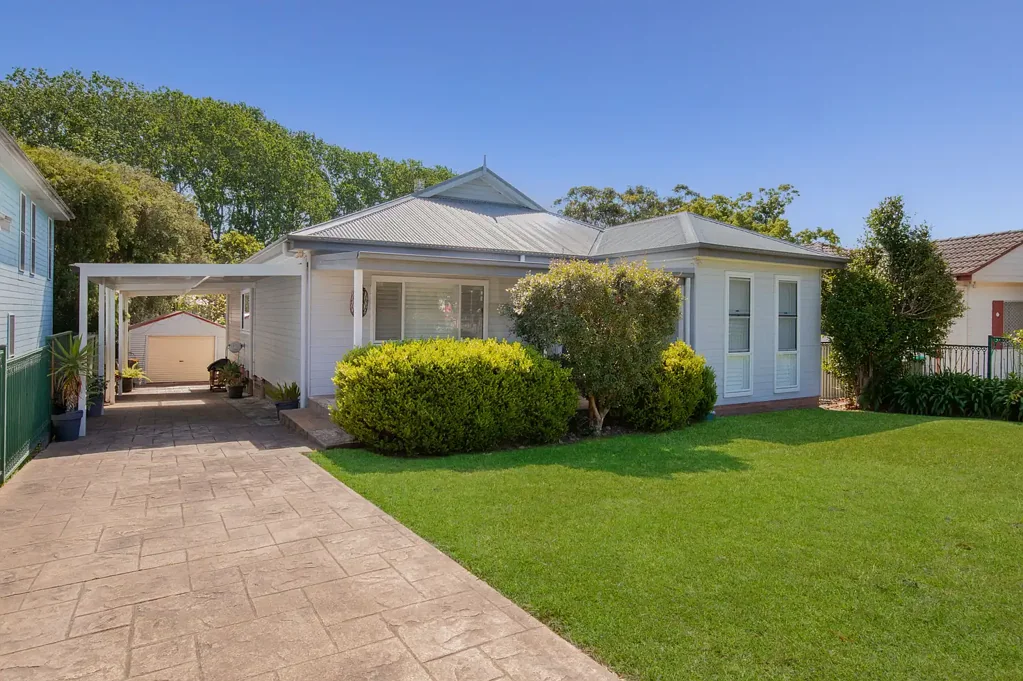 38 Bell Street, Speers Point, NSW 2284