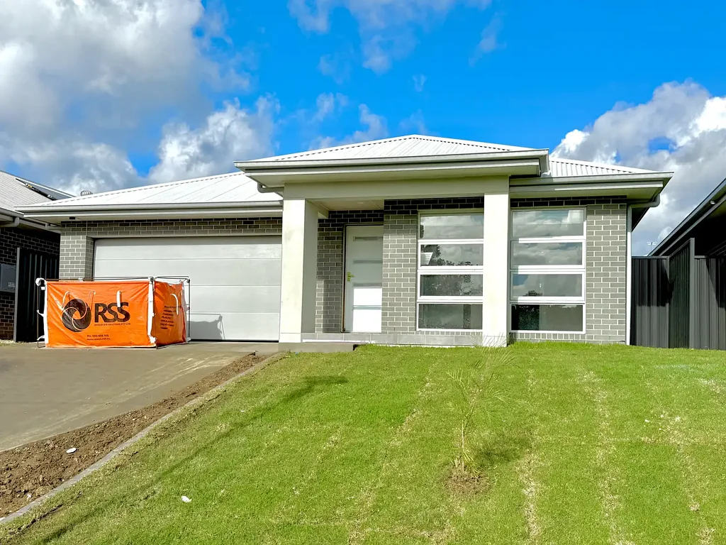 Appin 4 Bedroom READY TO MOVE IN !
