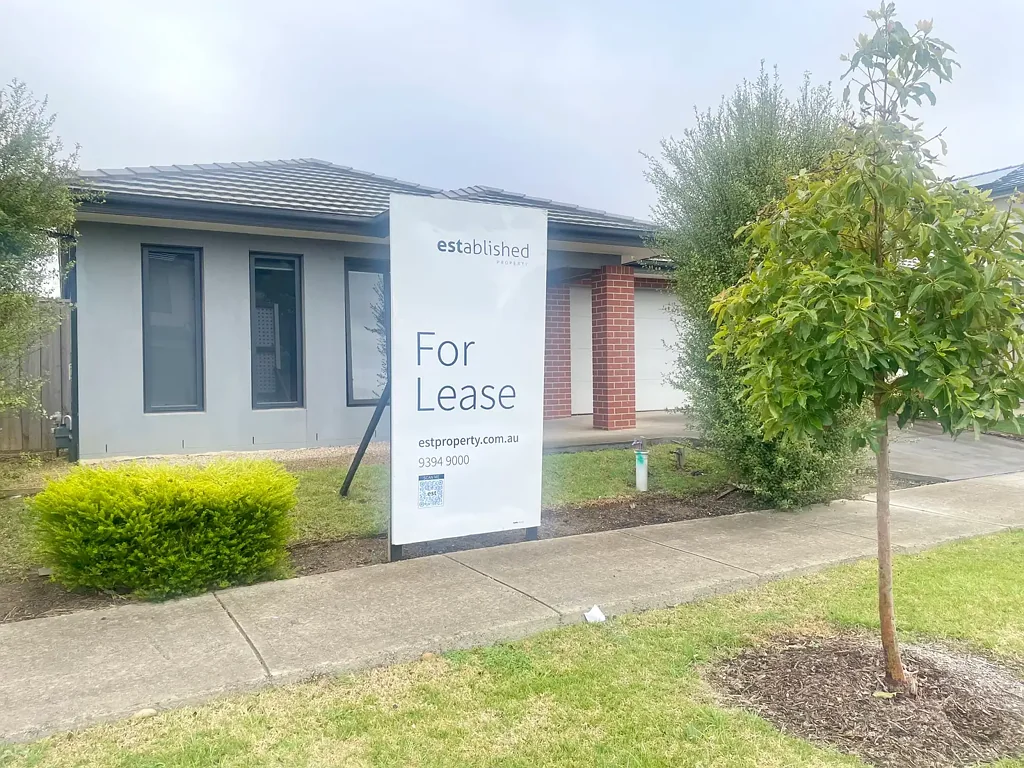 3 Bedroom Gem in Upper Point Cook