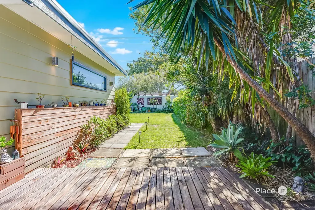 Clontarf 3Habitaciones North-Facing Privacy, Versatile Living & a Walk-Everywhere Lifestyle!