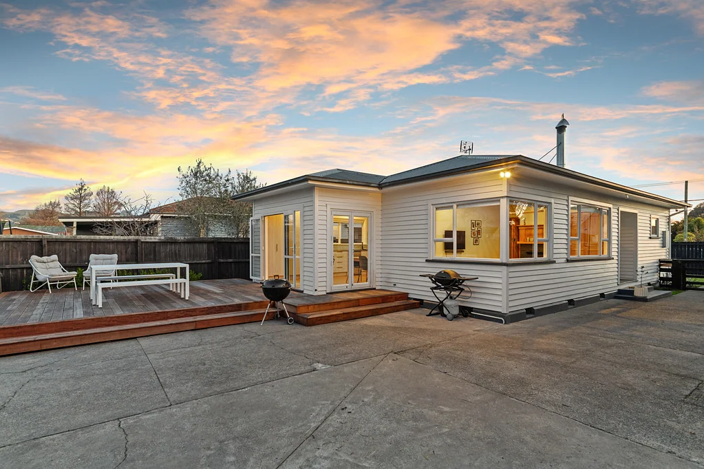 Spreydon 3Kwarto Create Your Family's Story at 8 Garnett Avenue!