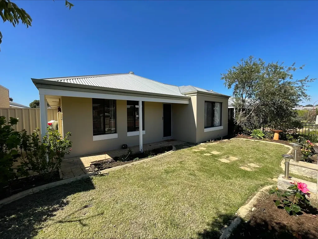 Charming 3-Bedroom, 2-Bathroom Home with Fantastic Outdoor Space!