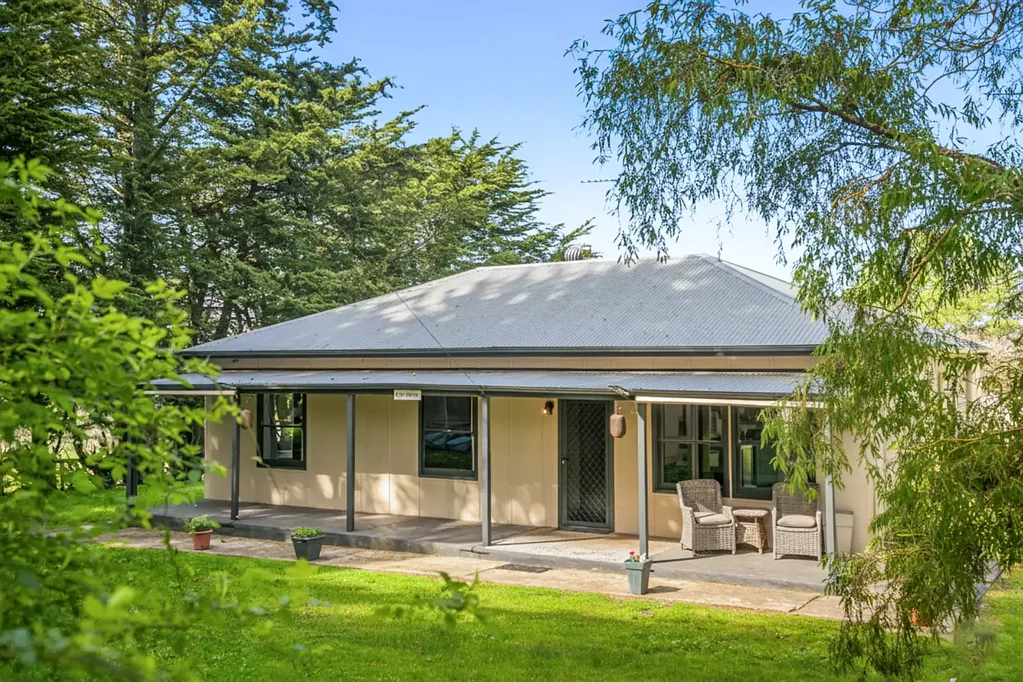 Macclesfield 3房  The sweetest cottage, settled on 2.5 acres between city and Fleurieu.