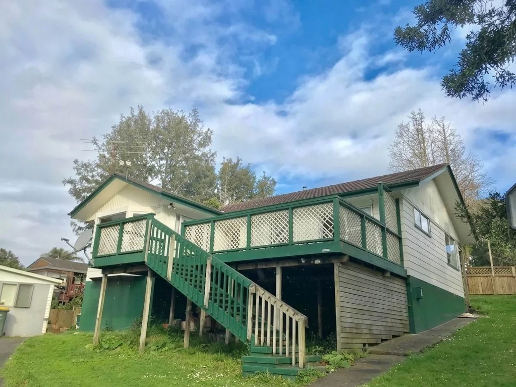 3 BEDROOM FAMILY HOME