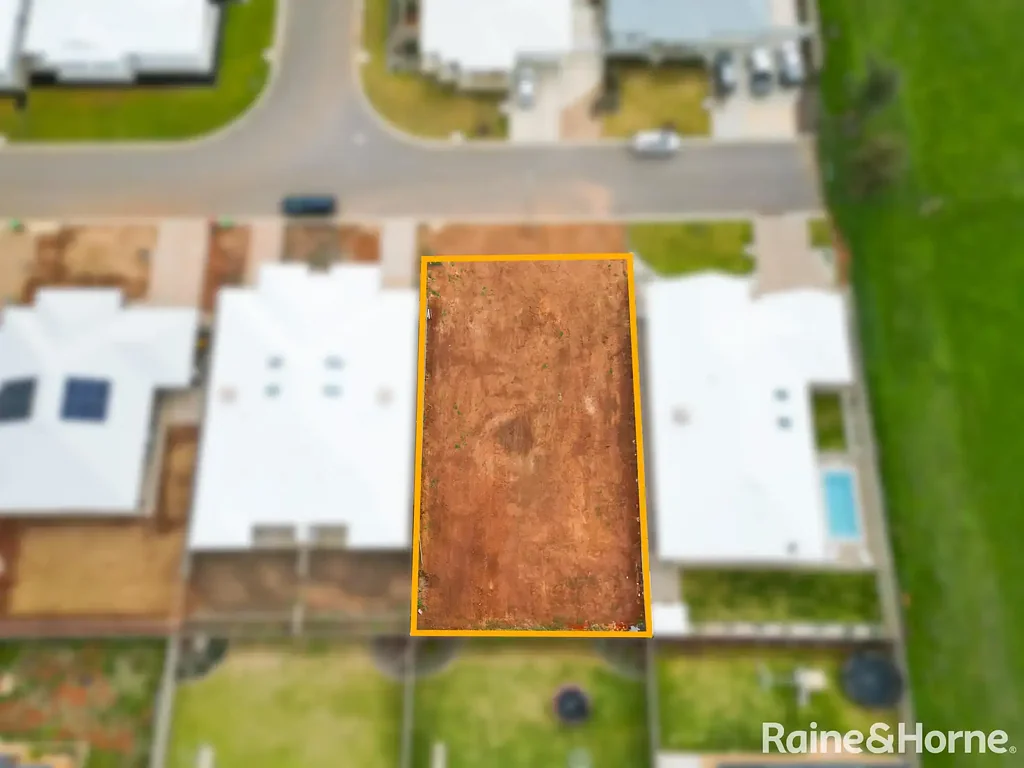 12 Katarah Street, Gobbagombalin, NSW 2650