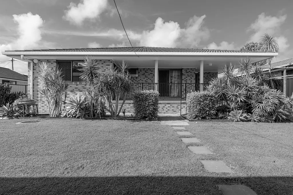 12 Bass Street, Tin Can Bay, QLD 4580
