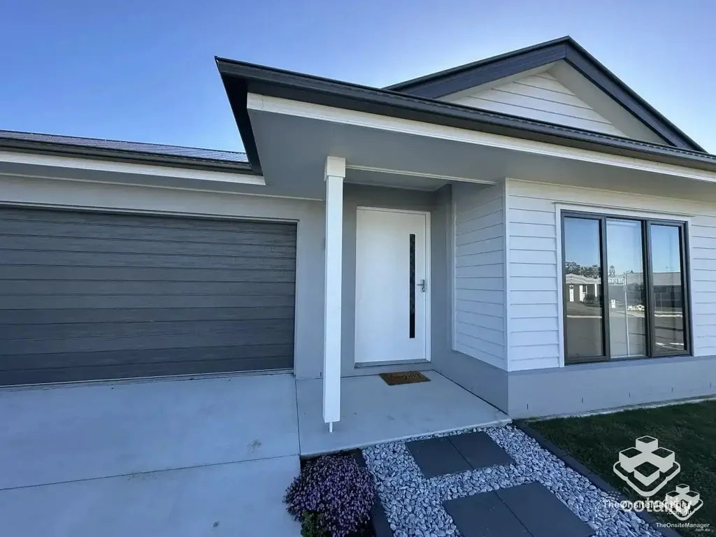 Modern Family Home in the Heart of Ripley