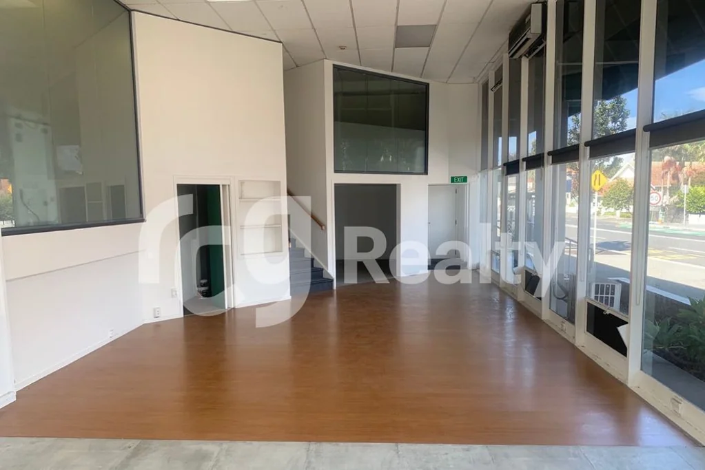 Mount Eden Modern Retail, Office & 8 Parks | 196m2 | Mt Eden