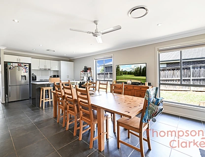 29 Finch Crescent, Aberglasslyn, NSW 2320, 4房, 2浴, 独立屋