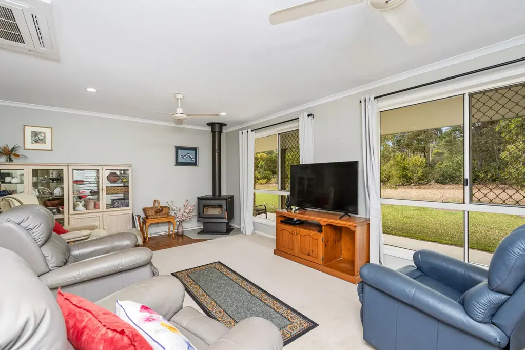 162 Honeyeater Drive, Walligan, QLD 4655