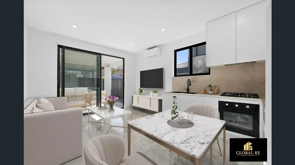 NEAR NEW 2 BEDROOM GRANNY-FLAT