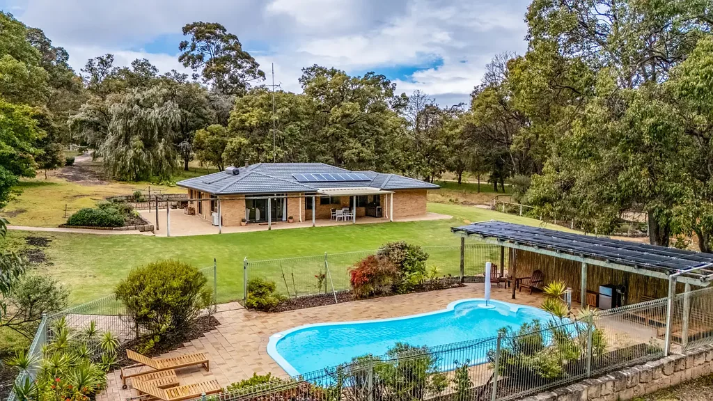 34 Raywood Road, Bouvard, WA 6211