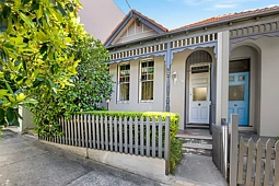 18 Lawson Street, Bondi Junction