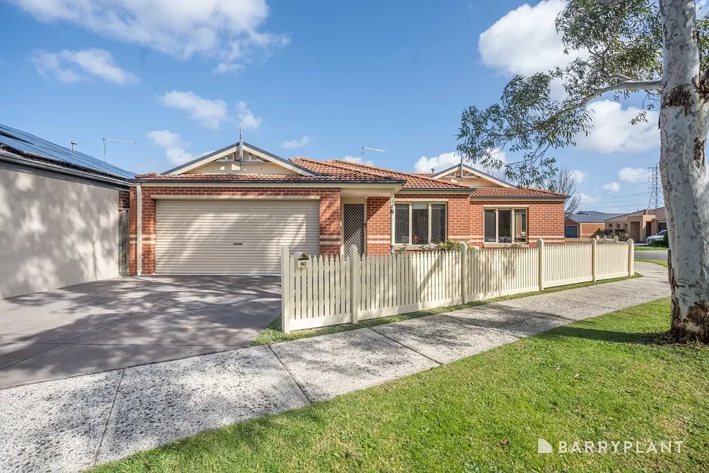 Pakenham 3房 位于 Pakenham 宁静区域的迷人住宅！ A Charming Home in a Peaceful Pakenham Pocket!