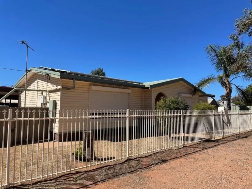 8 Huxtable Street, Port Augusta