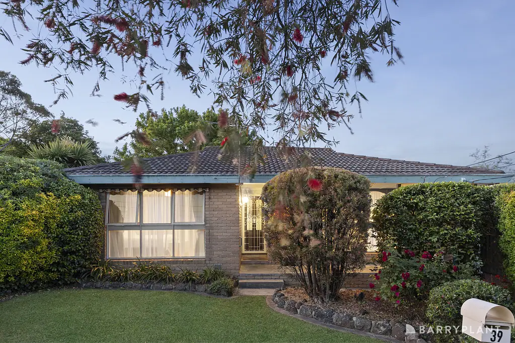 39 Bendoran Crescent, Bundoora, VIC 3083