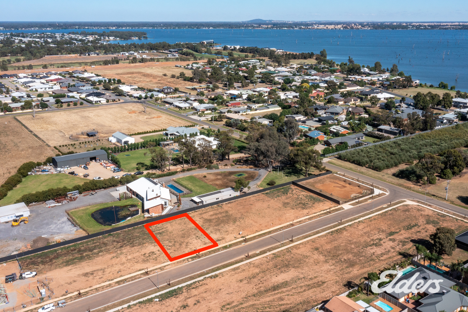 10 STRINGYBARK ST, YARRAWONGA VIC 3730, 0 chambres, 0 salles de bain, Section