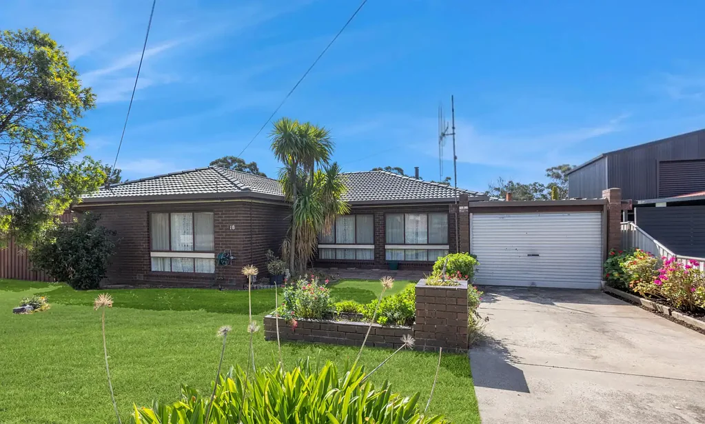 Freshly Renovated Family Home for rent in a prime Kangaroo Flat Location