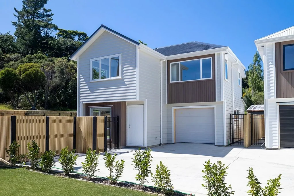 Wainuiomata 3Phòng ngủ 3 Beds, Brand New, $699K!!