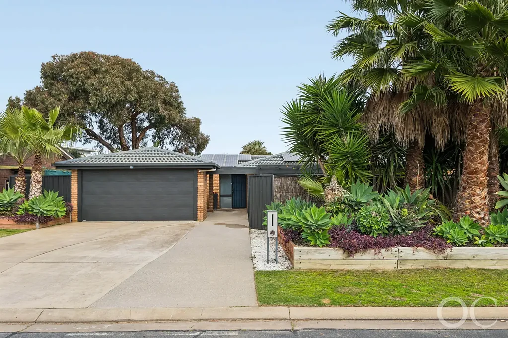 West Lakes Shore 4房  Open the Door to Room to Relax, Entertain & Grow