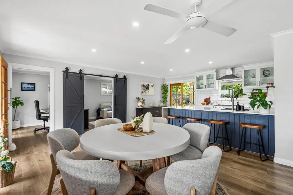 Wellington Point 4બેડરૂમ Renovated Family Retreat in a Peaceful Cul-de-Sac