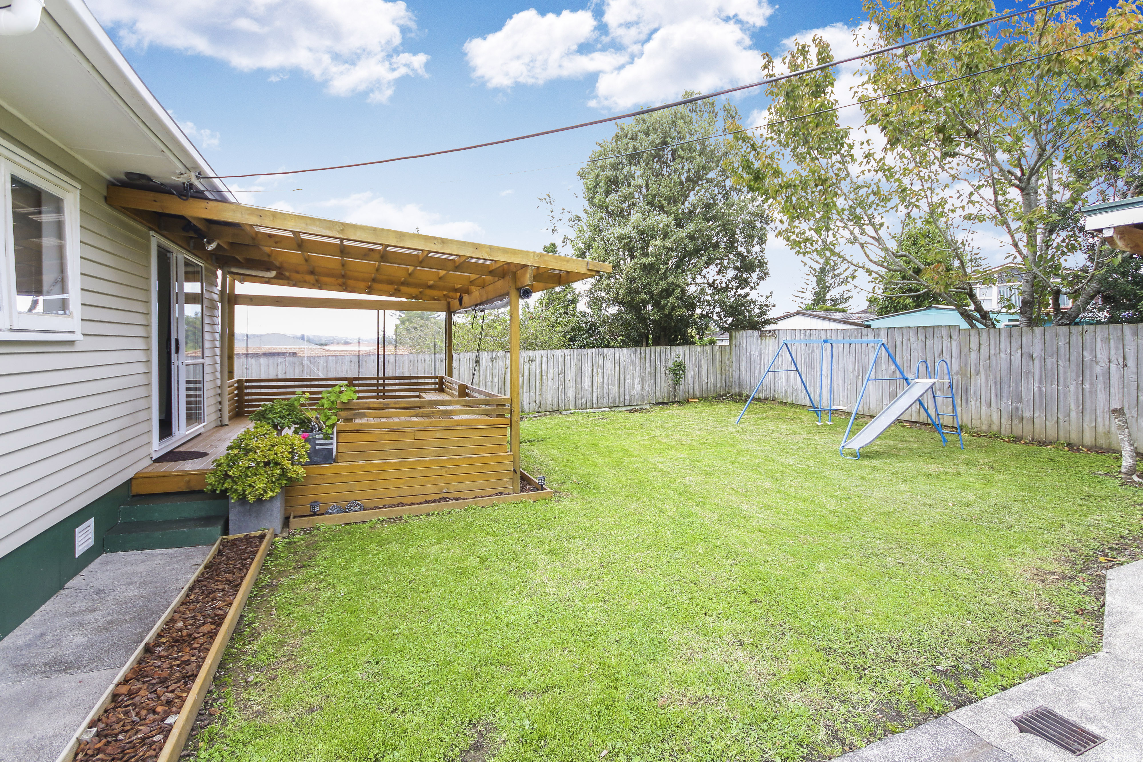 1/4 Beaubank Road, Kelston, Auckland - Waitakere, 2 habitaciones, 1 baños