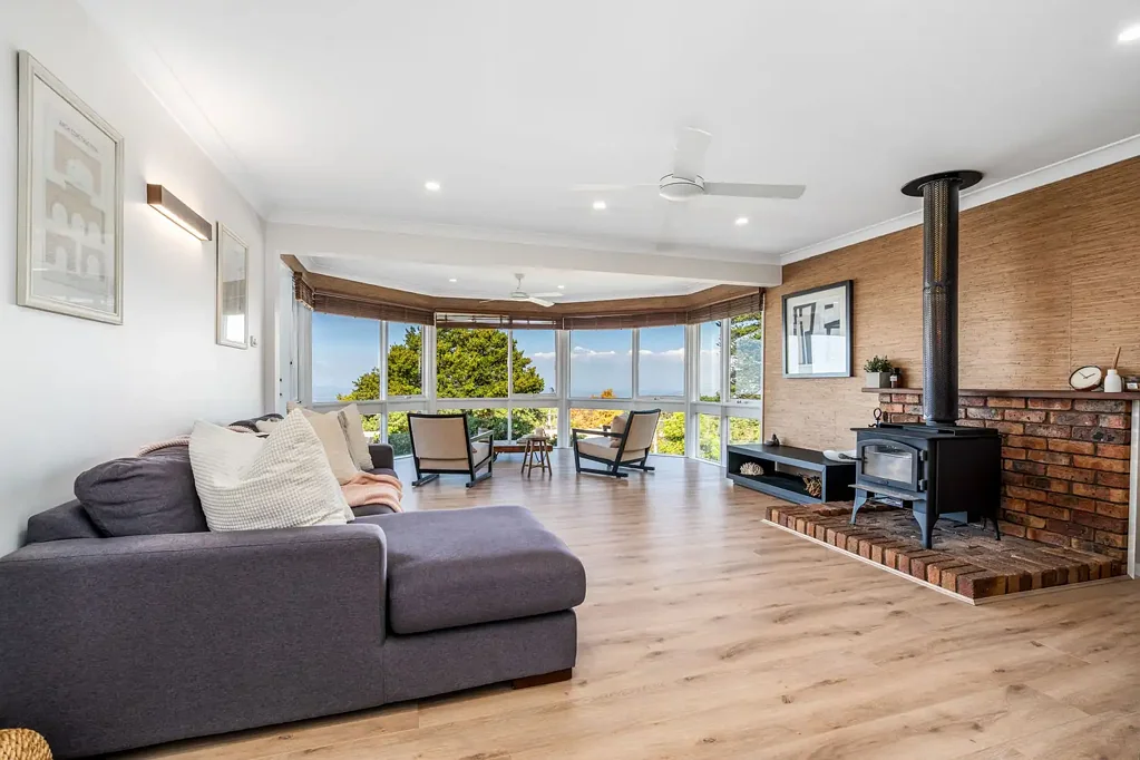 4 Warks Hill Road, Kurrajong Heights, NSW 2758