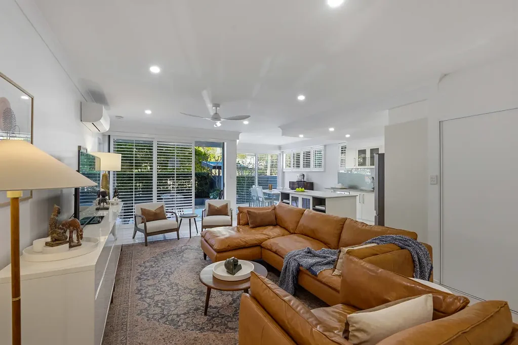 Burleigh Heads 3غرفة نوم 3 BEDROOM APARTMENT ON BURLEIGH HILL