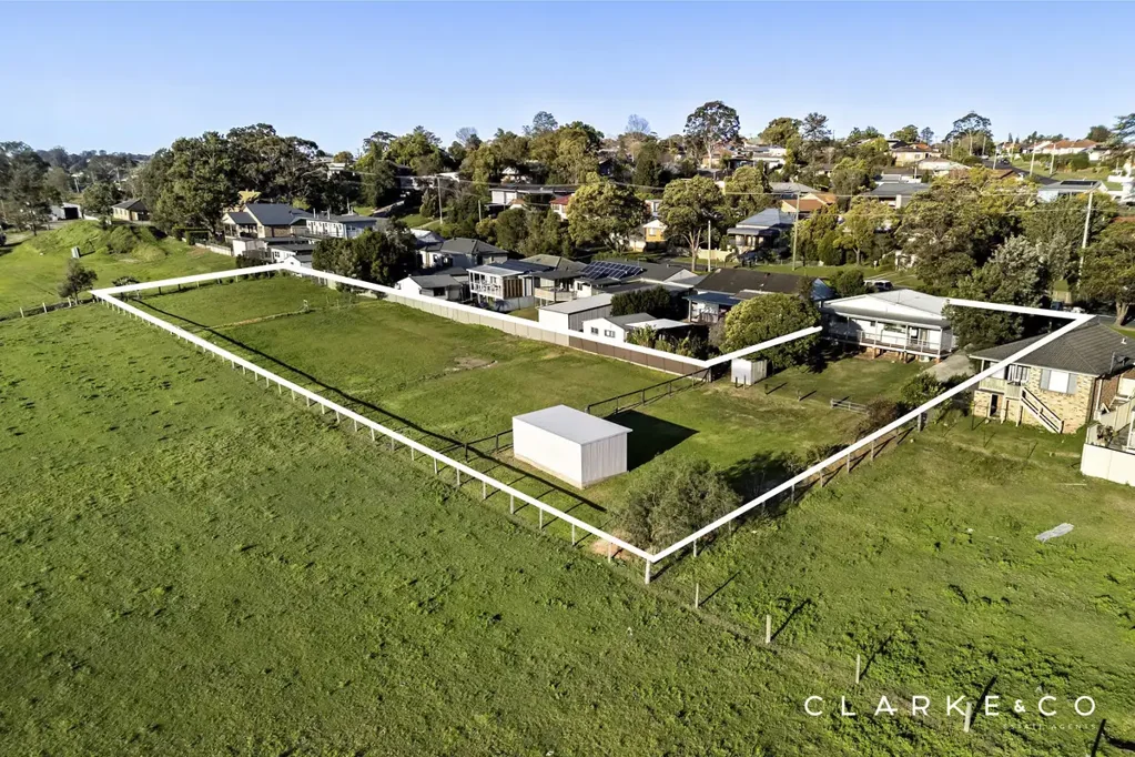 East Maitland 2침실 ACREAGE LIVING WITH BREATHTAKING RURAL OUTLOOKS!