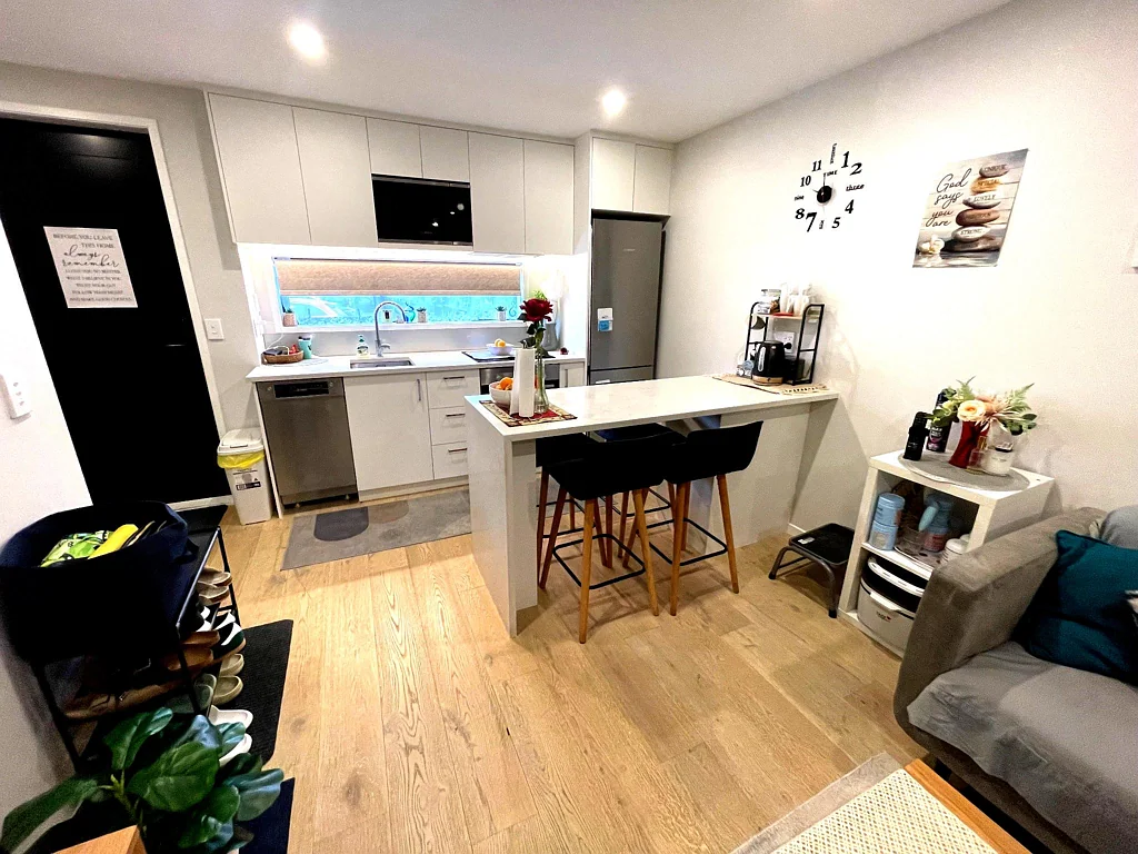 Papatoetoe 2Phòng ngủ *HOT PRICE* HOT HOME! (Fully Furnished)