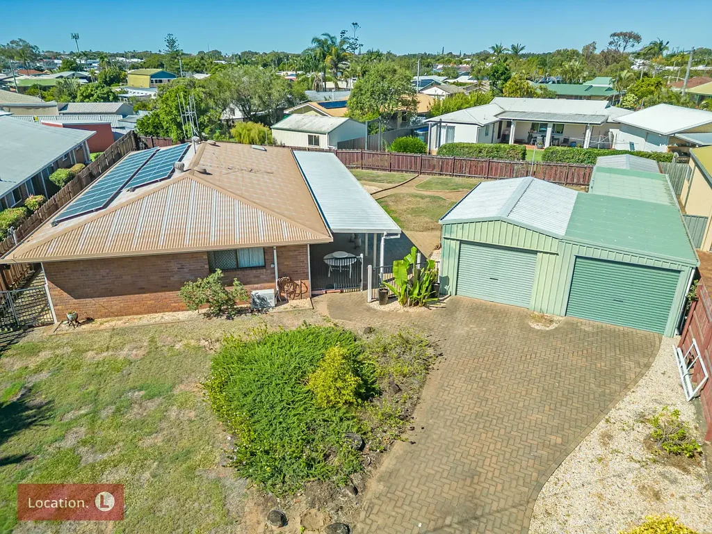 Bargara 3房  Coastal Brick Beauty with Ample Shedding on 895m² Block + Solar!
