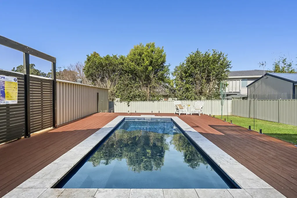 Kiama Heights 4 Bedroom Generous family entertainer with pool