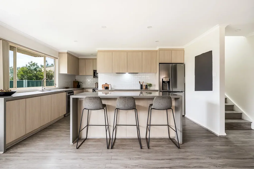 Shoalhaven Heads 4Kwarto Spacious Family Home with Coastal Appeal.