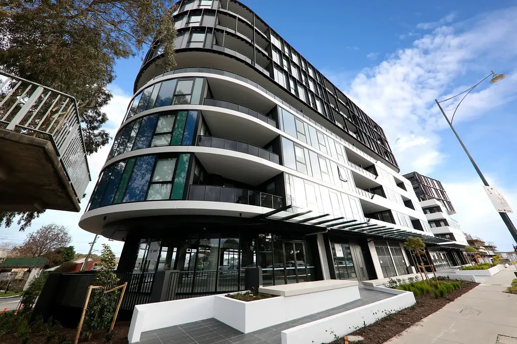 LUXURY URBAN APARTMENT