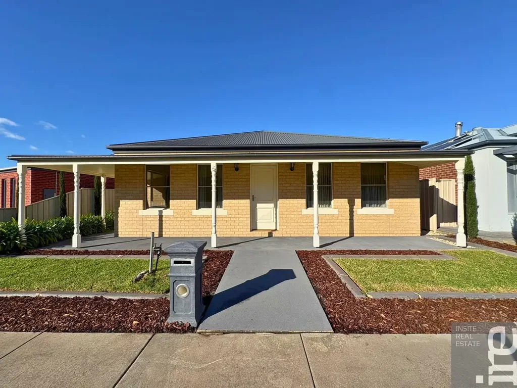 Beautiful Home in Waldara Estate | Low-Maintenance Living!