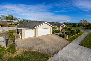 15 Bronwylian Drive, Flat Bush, Flat Bush, Manukau City