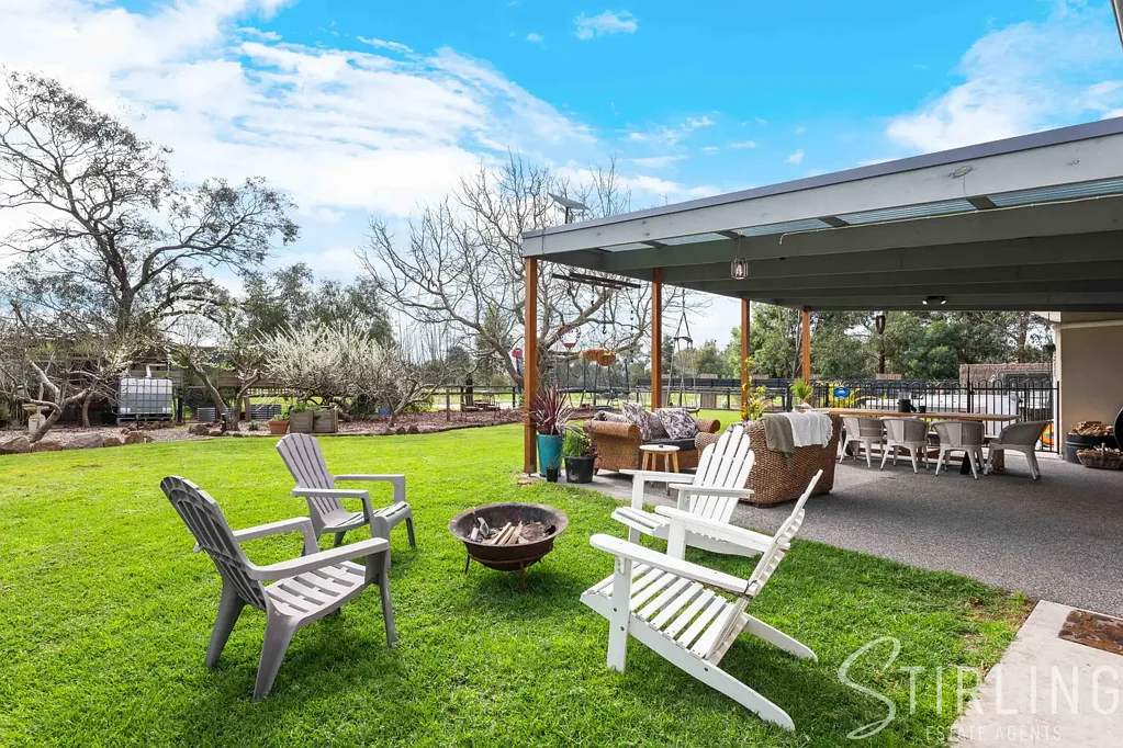 Pearcedale 4Phòng ngủ Acreage Living with Space, Privacy & Dual Access