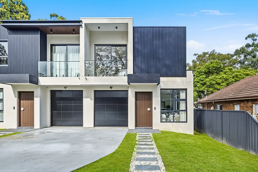 Chatswood 4 Slaapkamer Brand-New Double-Brick Luxury with Sophisticated Family Design