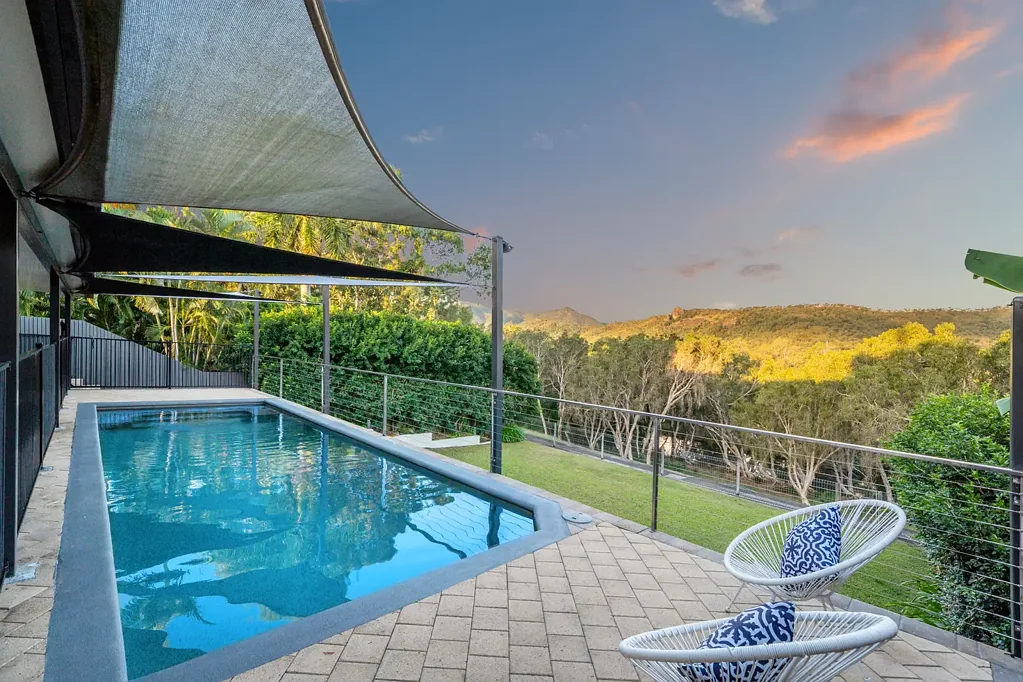 36 Peter Street, Kelso, QLD 4815