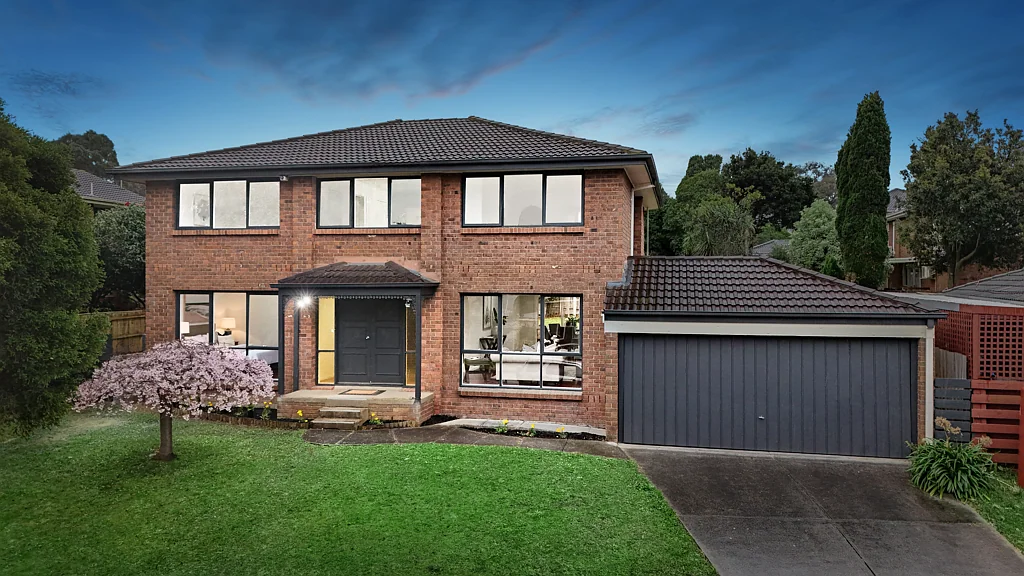 94 Old Orchard Drive, Wantirna South, VIC 3152