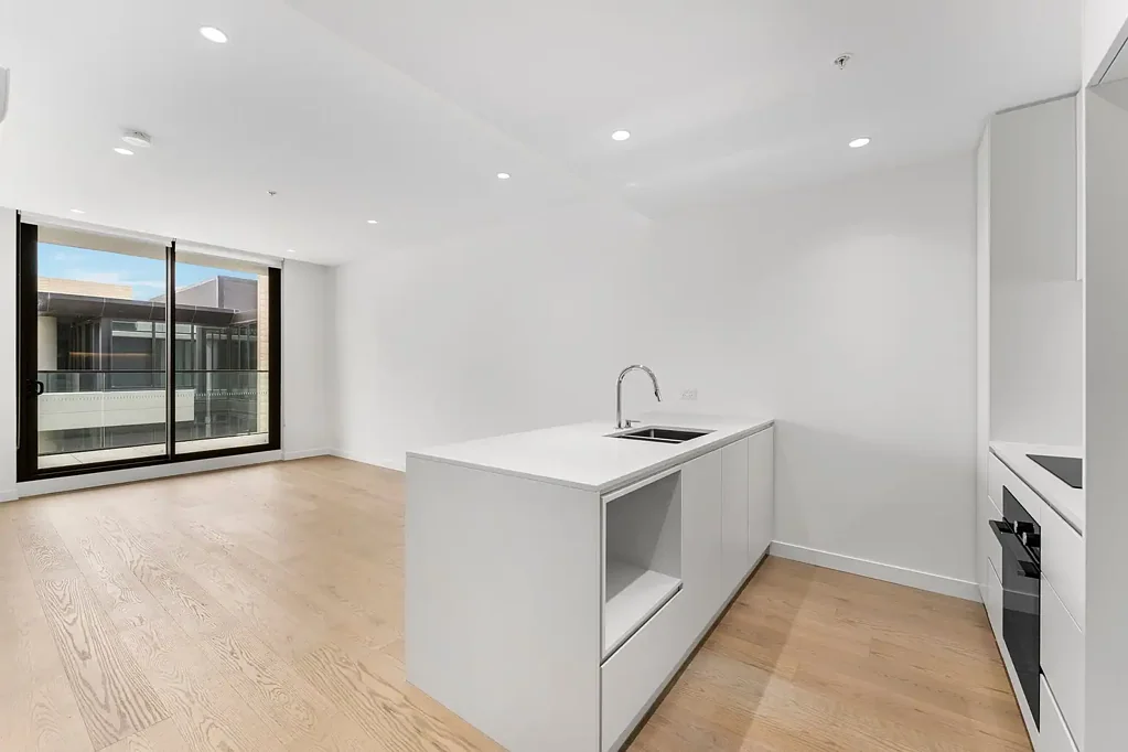 Contemporary Living Meets Work from Home Convenience in Vibrant Moonee Ponds!