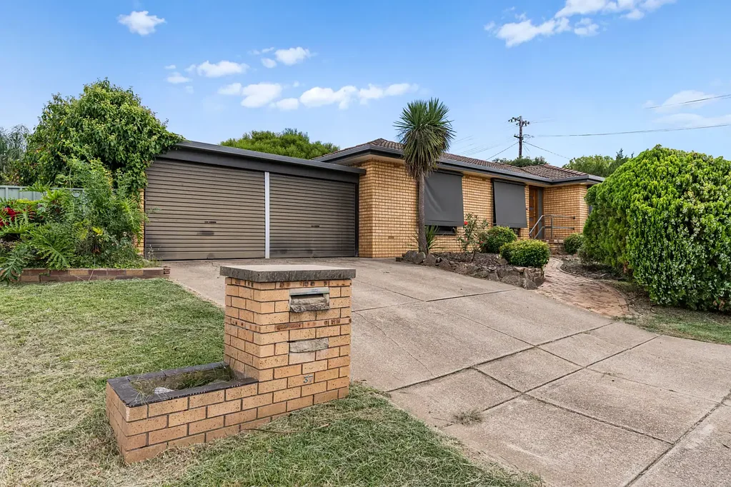 37 Merinda Crescent, Kooringal, NSW 2650