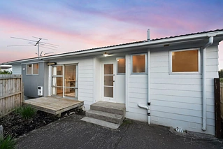 8 Corric Hill, Torbay, North Shore City