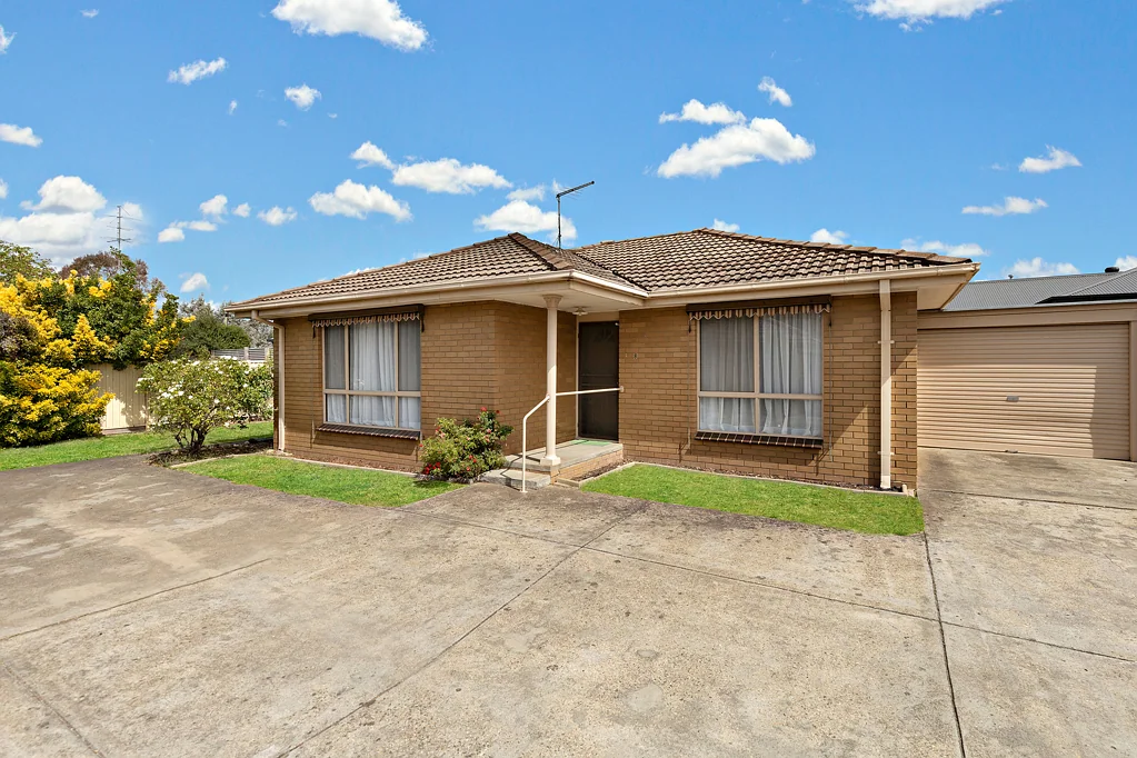 8/3 Verdon Street, Sebastopol, VIC 3356