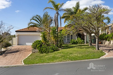 Australind 4Phòng ngủ Spacious Living in the Heart of Australind