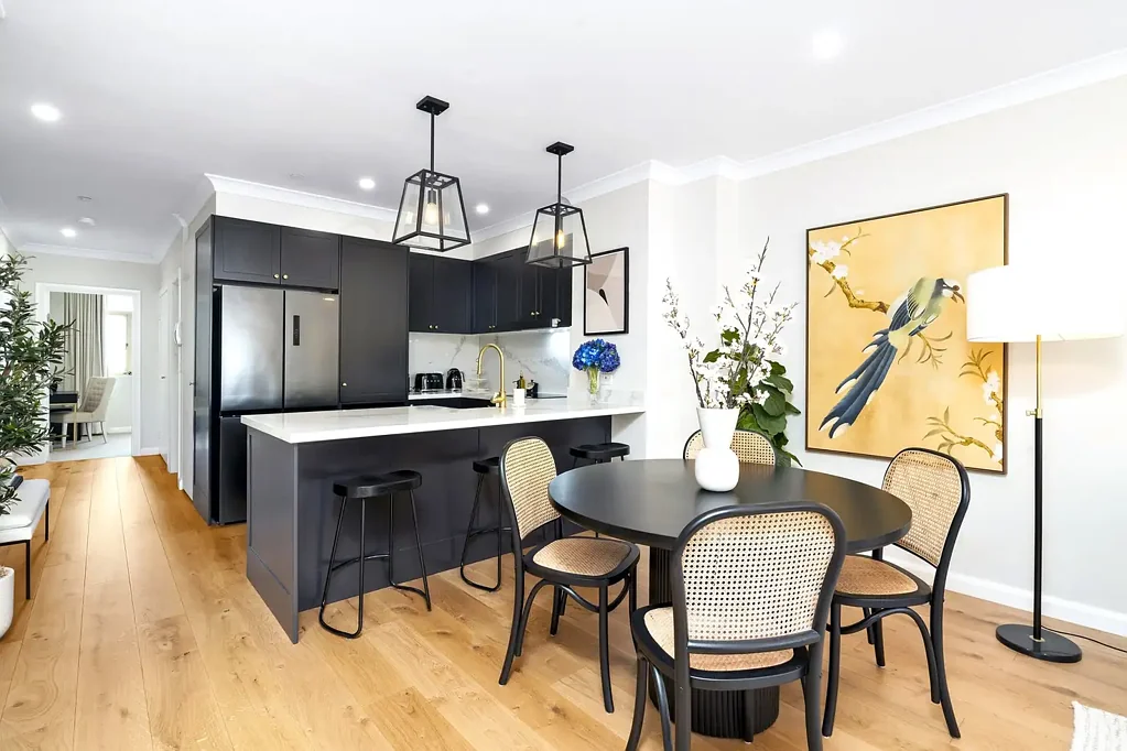 Renovated North Facing Apartment in Famed Warehouse Conversion