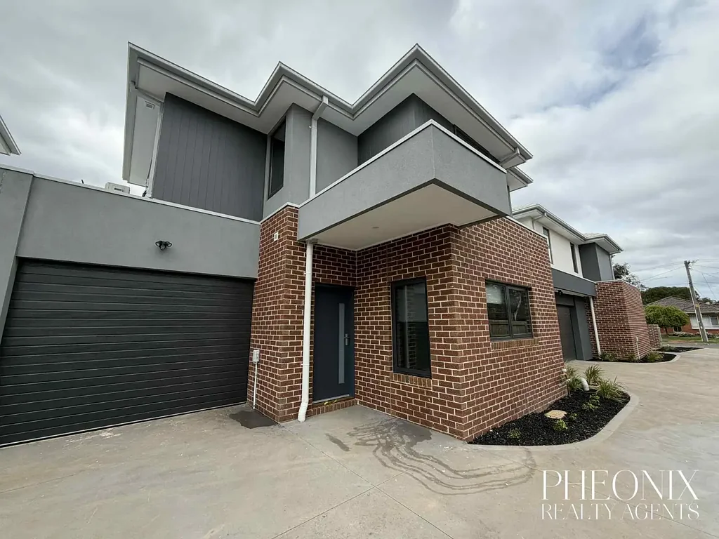 BRAND NEW 2 BEDROOM, TWO BATHROOM TOWNHOUSE