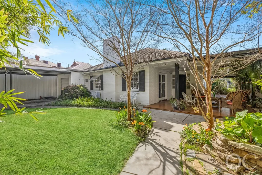 Medindie 3 Bedroom Open the Door to a French Colonial Classic or Prime Land Opportunity in Medindie